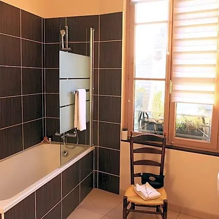 Logis Hotels- Marguerite D'anjou Chateau Angers