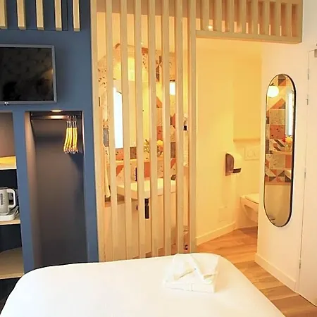 Logis Hotels- Marguerite D'anjou Chateau 2* Angers